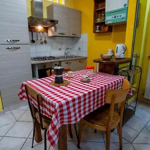 https://the-hamlet-and-the-valley-il-paesino-e-la-vallata.it-tuscanyhotel.com