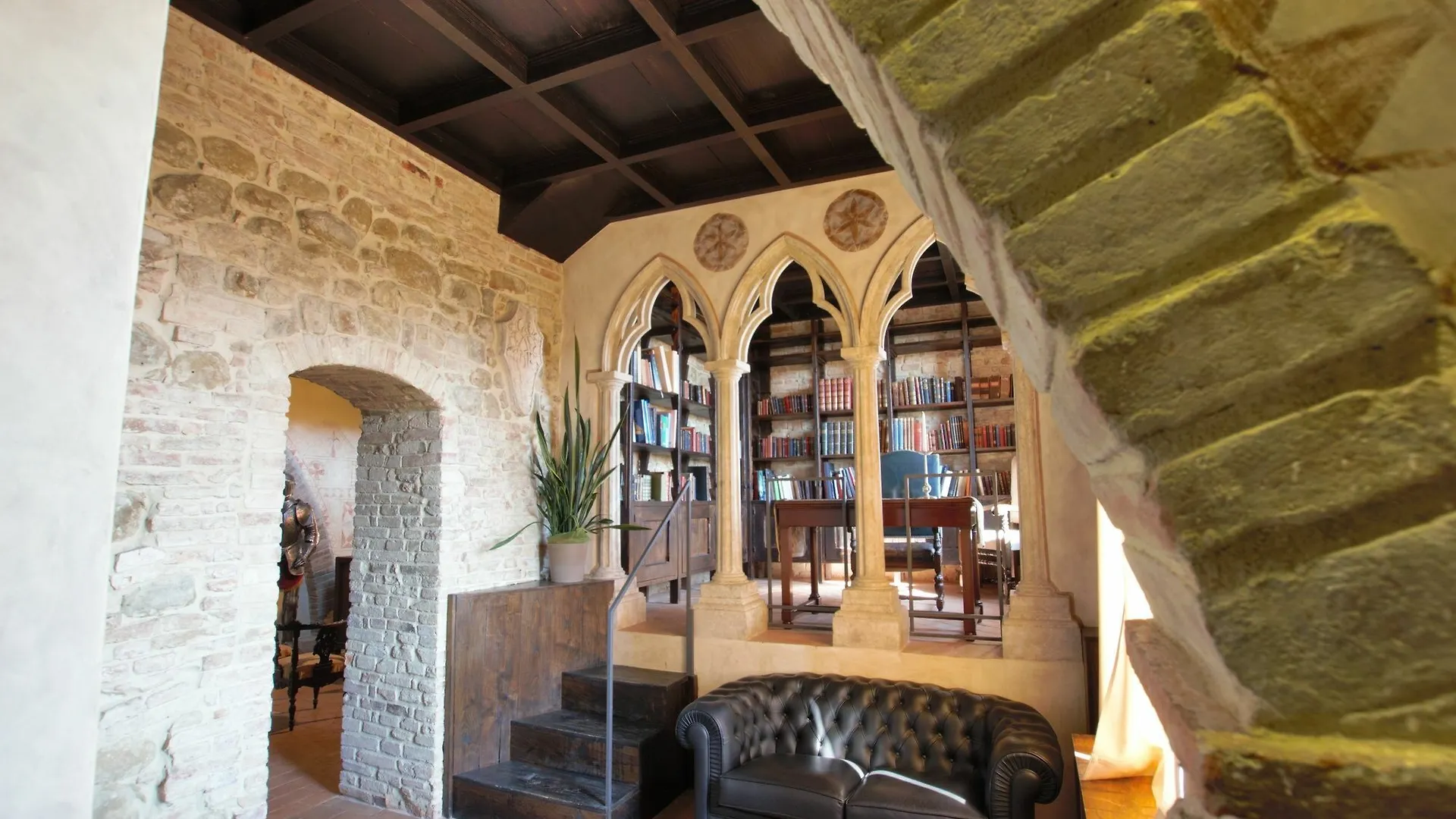 Hotel Castello Di Monterone Perugia 4*,